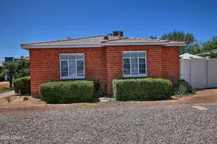 1923 W Earll Dr, Phoenix, AZ 85015 - Photo 8