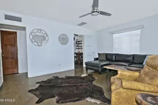 1923 W Earll Dr, Phoenix, AZ 85015 - Photo 12