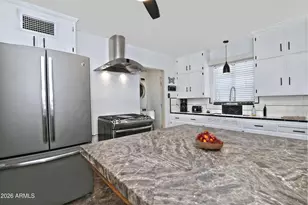 1923 W Earll Dr, Phoenix, AZ 85015 - Photo 14