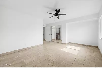 5708 N 42nd Lane, Phoenix, AZ 85019 - Photo 12