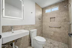 5708 N 42nd Ln, Phoenix, AZ 85019 - Photo 16