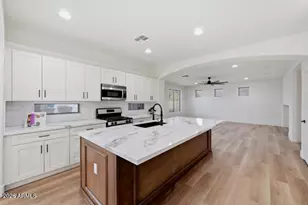 4123 S Wayne Pl, Chandler, AZ 85249 - Photo 8