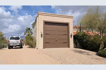 8944 E Lazywood Place, Carefree, AZ 85377 - Photo 2