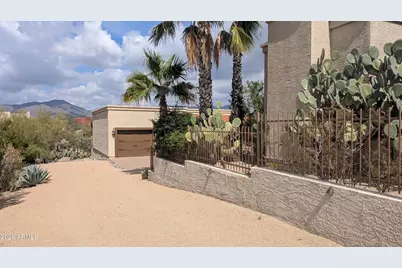 8944 E Lazywood Place, Carefree, AZ 85377 - Photo 46