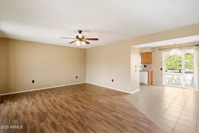 10528 W Tumblewood Drive, Sun City, AZ 85351 - Photo 6
