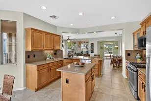 13055 W Redbird Road W, Peoria, AZ 85383 - Photo 14