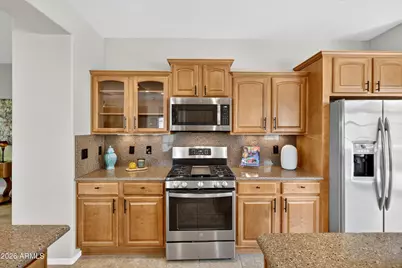 13055 W Redbird Road W, Peoria, AZ 85383 - Photo 16