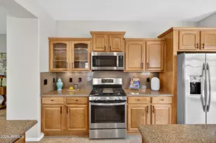 13055 W Redbird Road W, Peoria, AZ 85383 - Photo 16