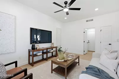 3713 E Taro Lane, Phoenix, AZ 85050 - Photo 8