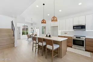 3713 E Taro Ln, Phoenix, AZ 85050 - Photo 10