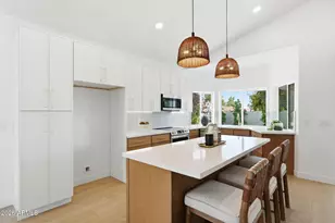 3713 E Taro Ln, Phoenix, AZ 85050 - Photo 14