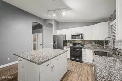 21248 N 88th Lane, Peoria, AZ 85382 - Photo 14