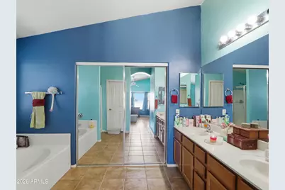 4217 S 76th Lane, Phoenix, AZ 85043 - Photo 18