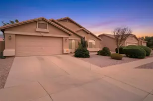 4217 S 76th Ln, Phoenix, AZ 85043 - Photo 2
