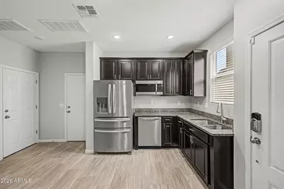 13027 W Lamar Road, Glendale, AZ 85307 - Photo 38