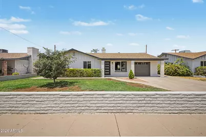 1818 W Morten Avenue, Phoenix, AZ 85021 - Photo 1