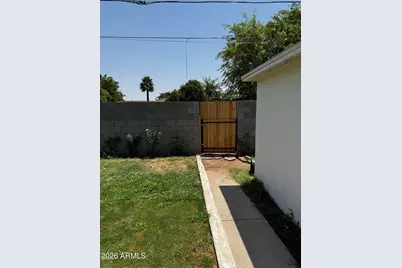 801 W Earll Drive, Phoenix, AZ 85013 - Photo 34