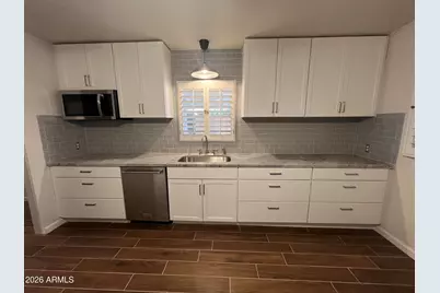801 W Earll Drive, Phoenix, AZ 85013 - Photo 14