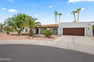 8918 N 80th Pl, Scottsdale, AZ 85258 - Photo 1