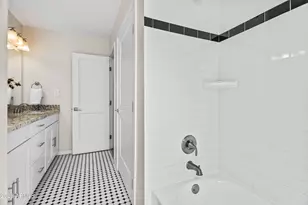 8918 N 80th Pl, Scottsdale, AZ 85258 - Photo 22