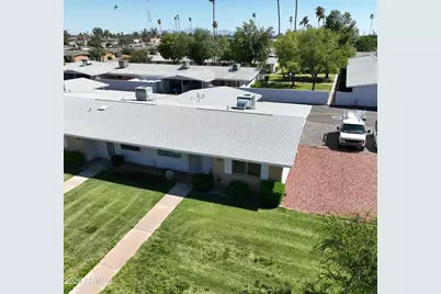 10863 W Thunderbird Boulevard, Sun City, AZ 85351 - Photo 6