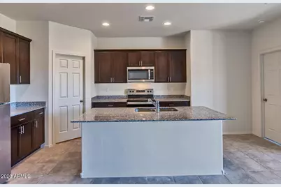 4816 S 111th Drive, Tolleson, AZ 85353 - Photo 12