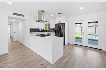 7634 E 3rd Street, Scottsdale, AZ 85251 - Photo 2