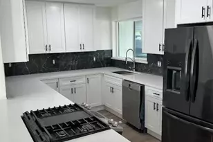 7634 E 3rd St, Scottsdale, AZ 85251 - Photo 18