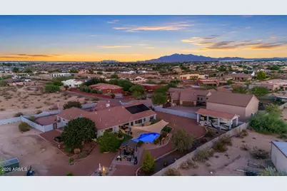 19738 W Mariposa Drive, Litchfield Park, AZ 85340 - Photo 6