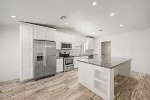 945 N Central Dr, Chandler, AZ 85224 - Photo 14