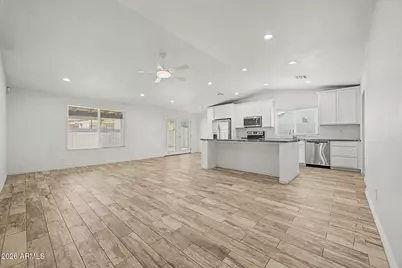 945 N Central Drive, Chandler, AZ 85224 - Photo 6