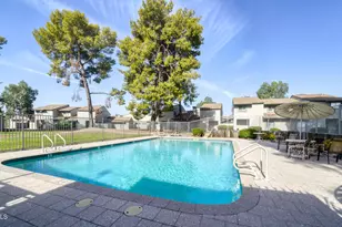 253 E Beck Ln, Phoenix, AZ 85022 - Photo 20