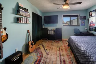 253 E Beck Ln, Phoenix, AZ 85022 - Photo 14