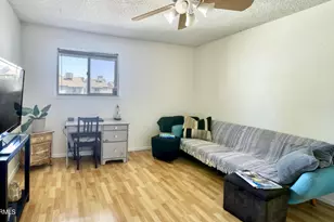 253 E Beck Ln, Phoenix, AZ 85022 - Photo 16