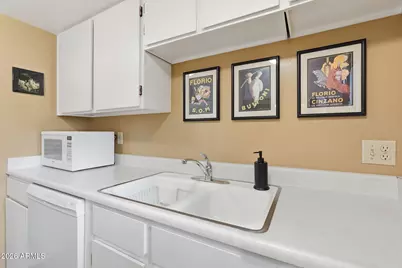 7301 E Thornwood Drive, Scottsdale, AZ 85251 - Photo 4