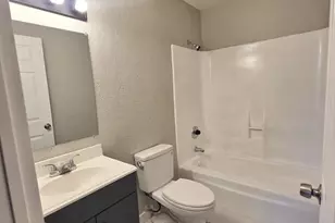 5725 N 44th Ln, Glendale, AZ 85301 - Photo 16