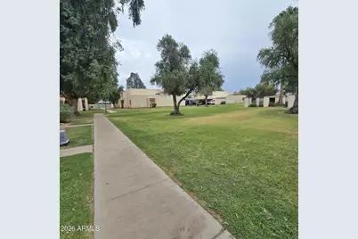 5725 N 44th Lane, Glendale, AZ 85301 - Photo 18