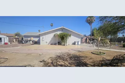 5454 W Roanoke Avenue, Phoenix, AZ 85035 - Photo 8
