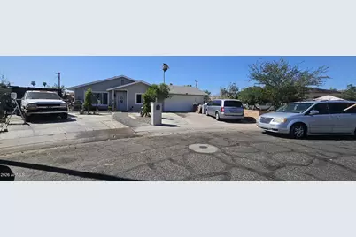 5454 W Roanoke Avenue, Phoenix, AZ 85035 - Photo 2