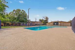 4310 W Ocotillo Rd, Glendale, AZ 85301 - Photo 36