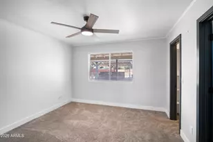 922 W Angela Dr, Phoenix, AZ 85023 - Photo 12