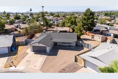 922 W Angela Drive, Phoenix, AZ 85023 - Photo 1
