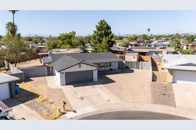 922 W Angela Drive, Phoenix, AZ 85023 - Photo 2