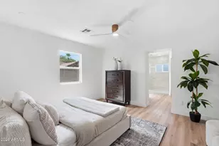 1006 E Weldon Ave, Phoenix, AZ 85014 - Photo 12