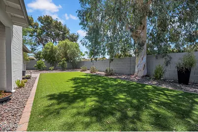 5219 E Winchcomb Drive, Scottsdale, AZ 85254 - Photo 32