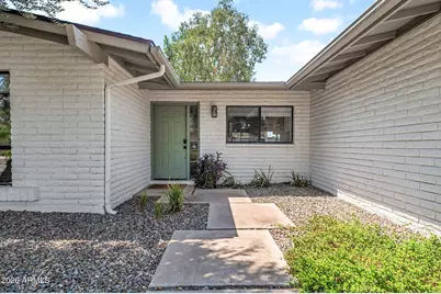 5219 E Winchcomb Drive, Scottsdale, AZ 85254 - Photo 2
