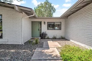 5219 E Winchcomb Dr, Scottsdale, AZ 85254 - Photo 2