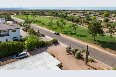 8622 E Cactus Wren Road, Scottsdale, AZ 85250 - Photo 12