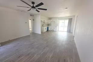 2516 N 47th Dr, Phoenix, AZ 85035 - Photo 10