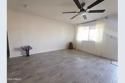 2516 N 47th Drive, Phoenix, AZ 85035 - Photo 8